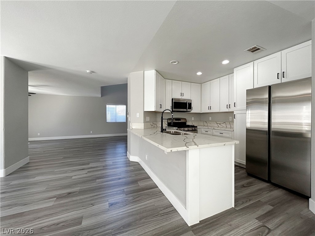 3921 Hampton Grove Court - Photo 11