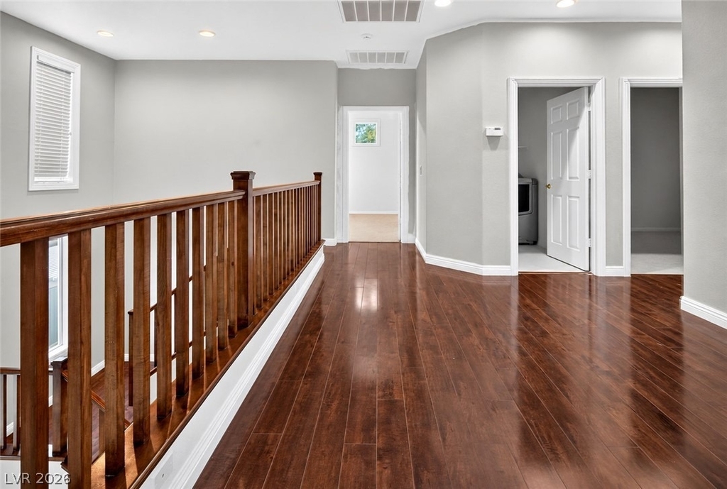 6276 Huntington Ridge Avenue - Photo 12