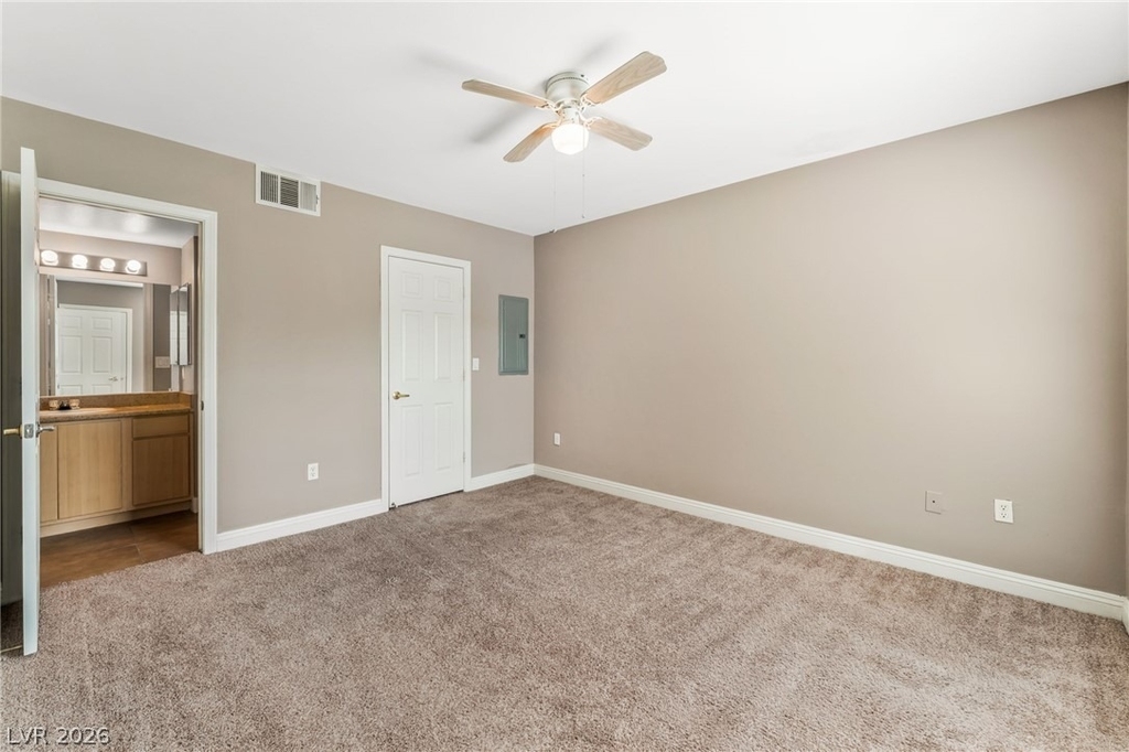 8000 Badura Avenue - Photo 9