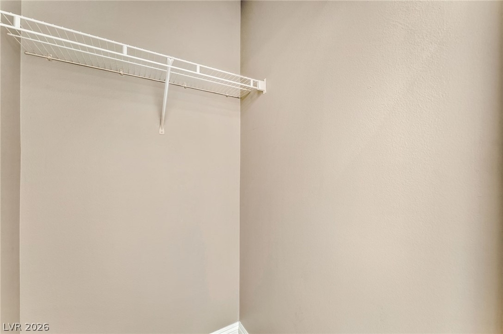 8000 Badura Avenue - Photo 10