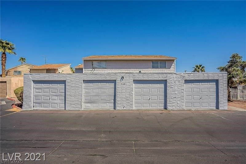 5168 Garden Lane - Photo 0