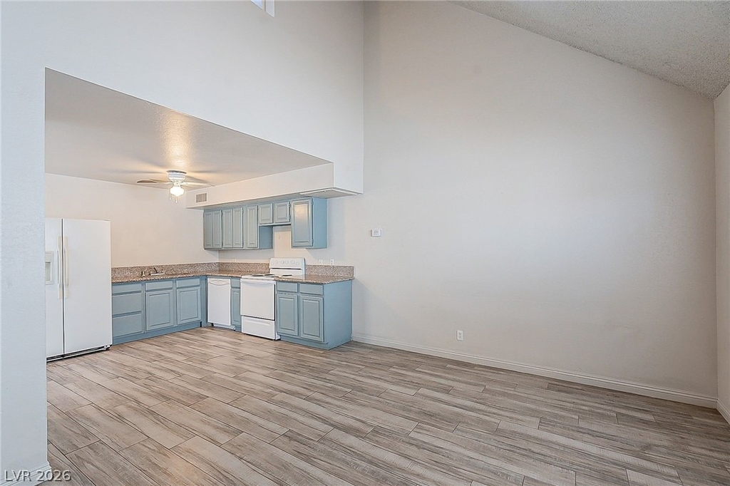 5168 Garden Lane - Photo 3