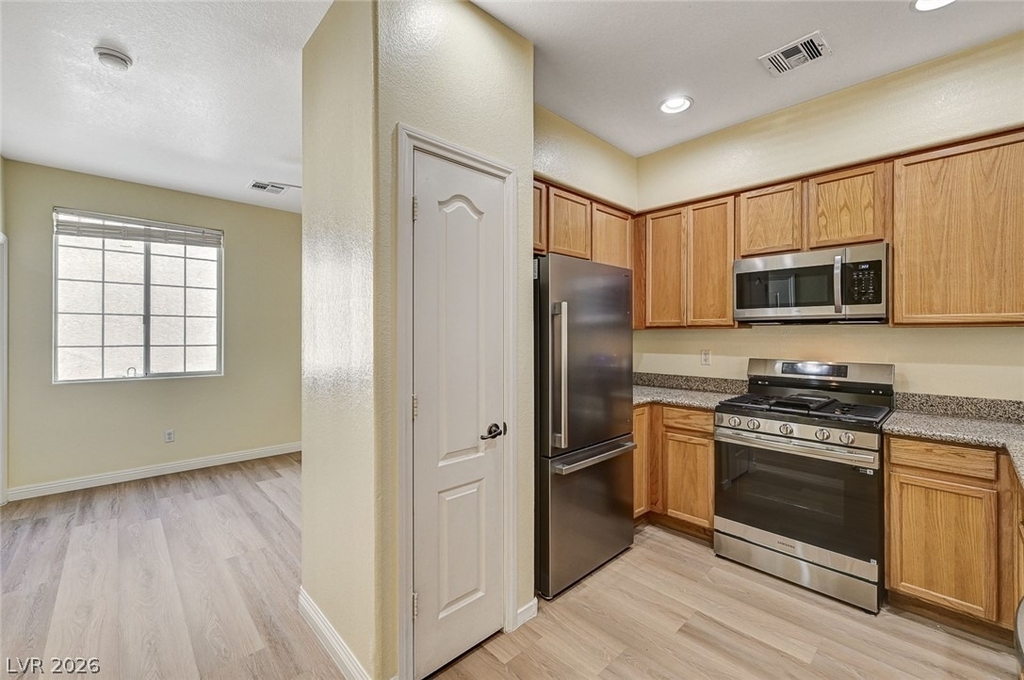 9821 Hanover Grove Avenue - Photo 15