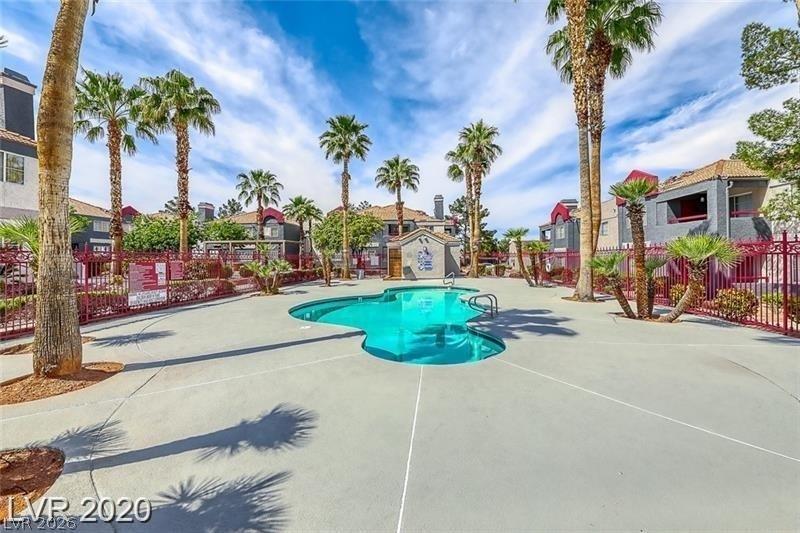 8600 W Charleston Boulevard - Photo 4