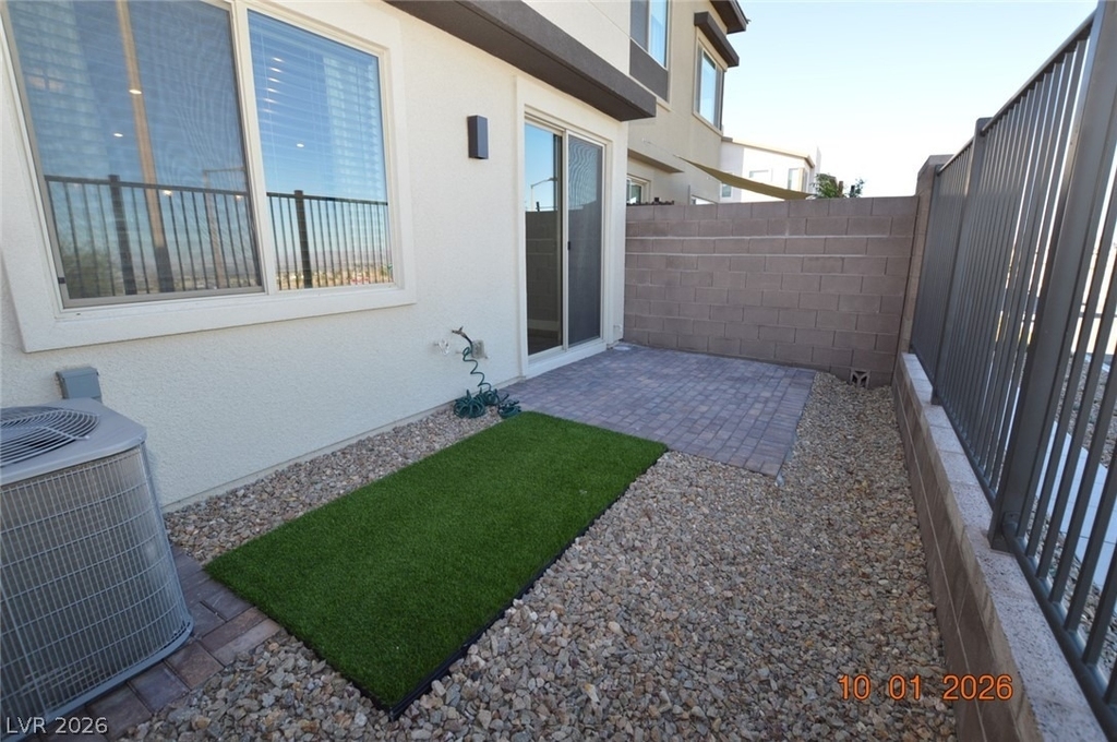 752 Echelon Street - Photo 15