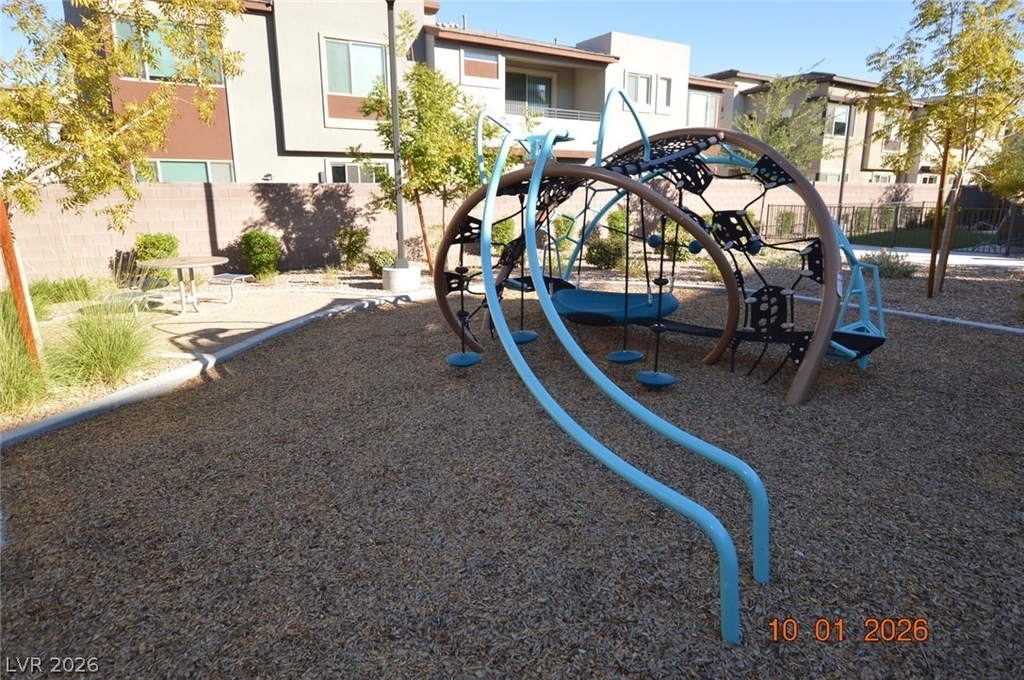 752 Echelon Street - Photo 17