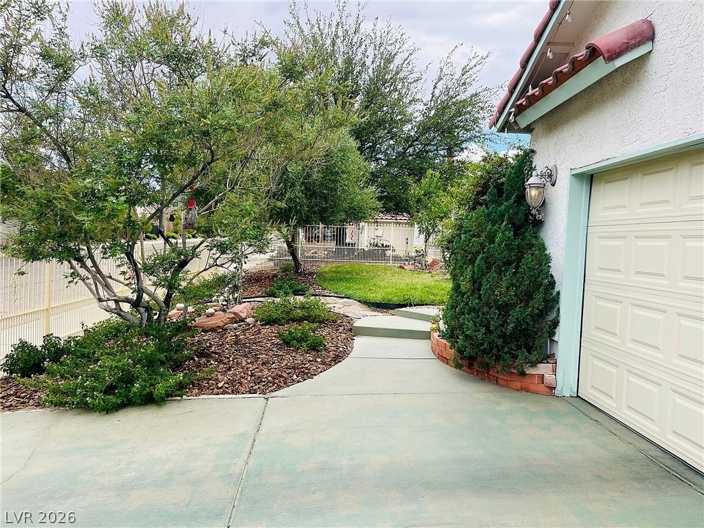 6432 W Mesa Vista Avenue - Photo 5