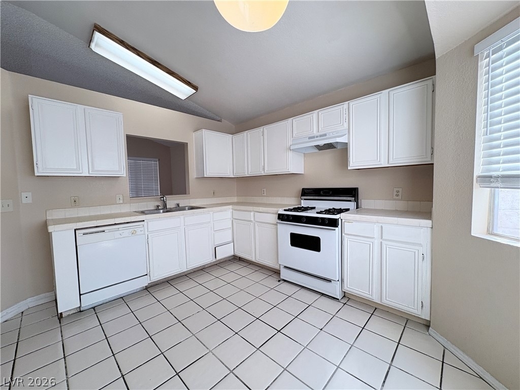 2737 Cathedral Lane - Photo 13