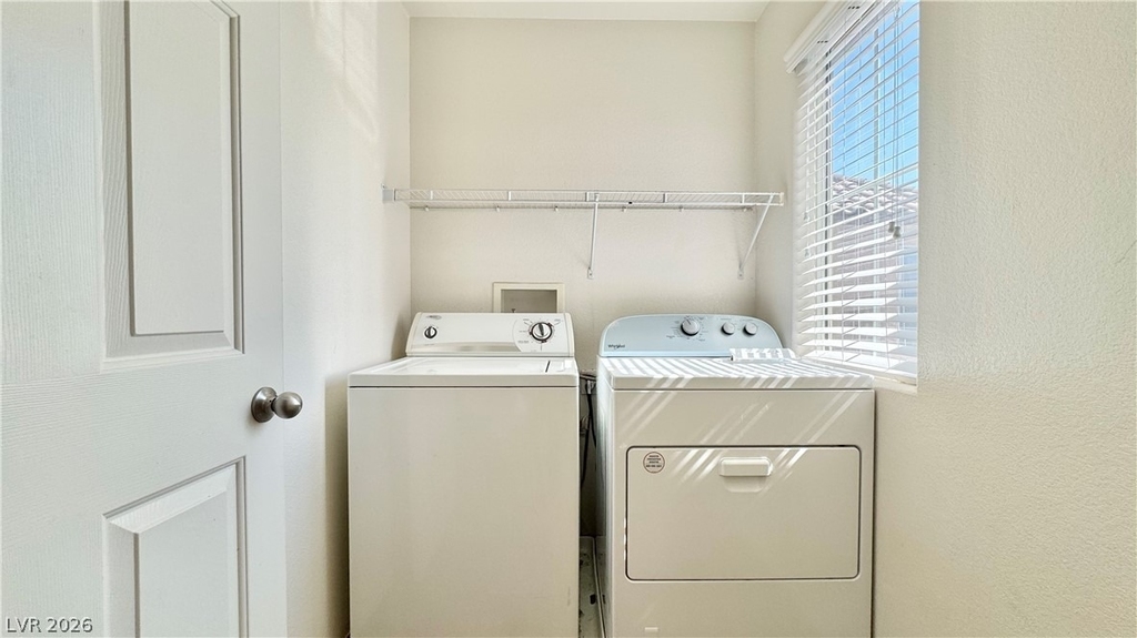 7425 Mojave Canyon Street - Photo 39