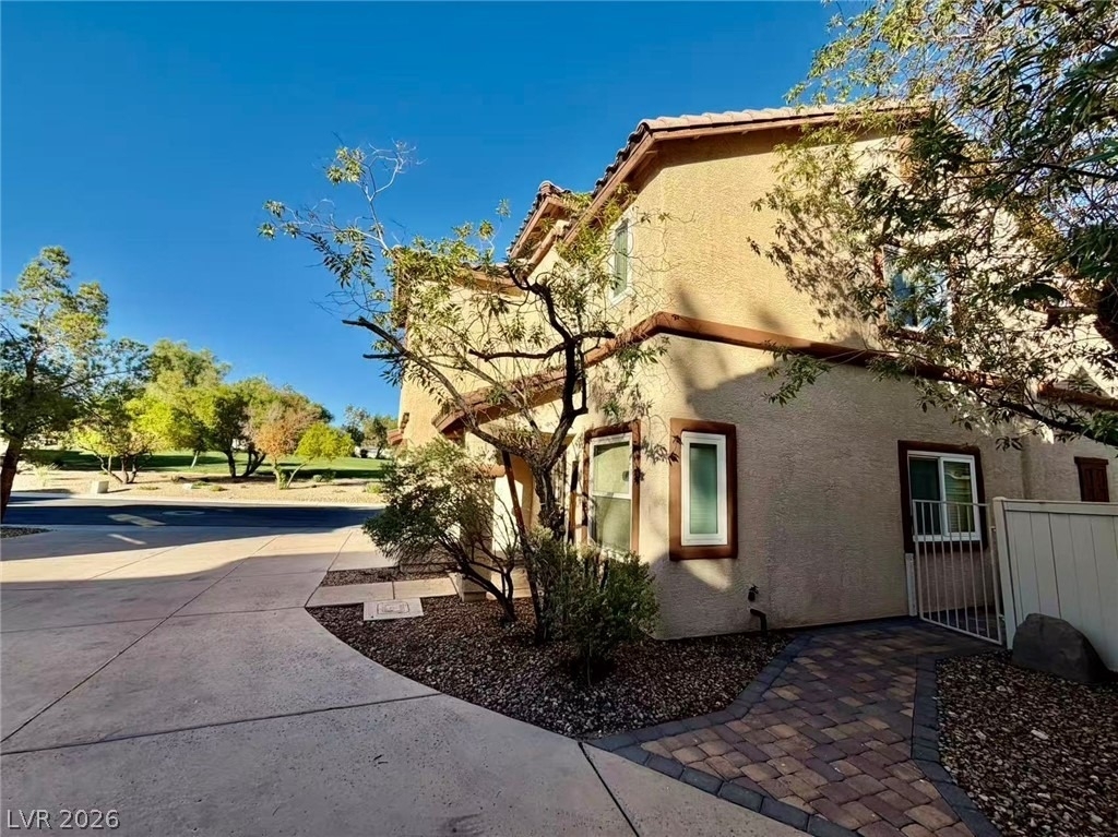 1943 Sundown Canyon Drive - Photo 2