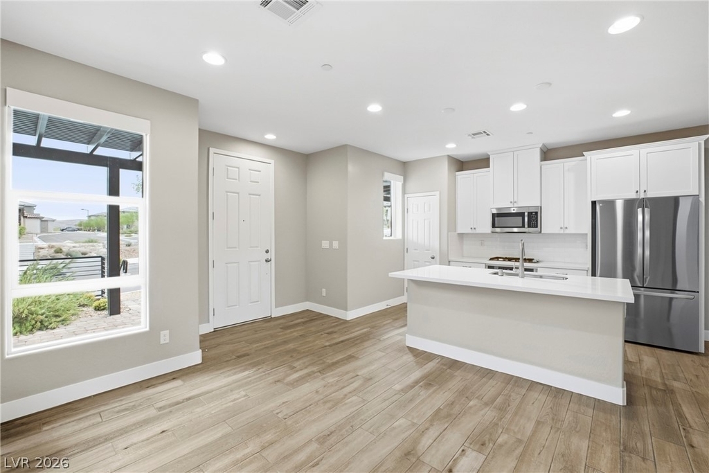11677 Emerald Lake Avenue - Photo 6