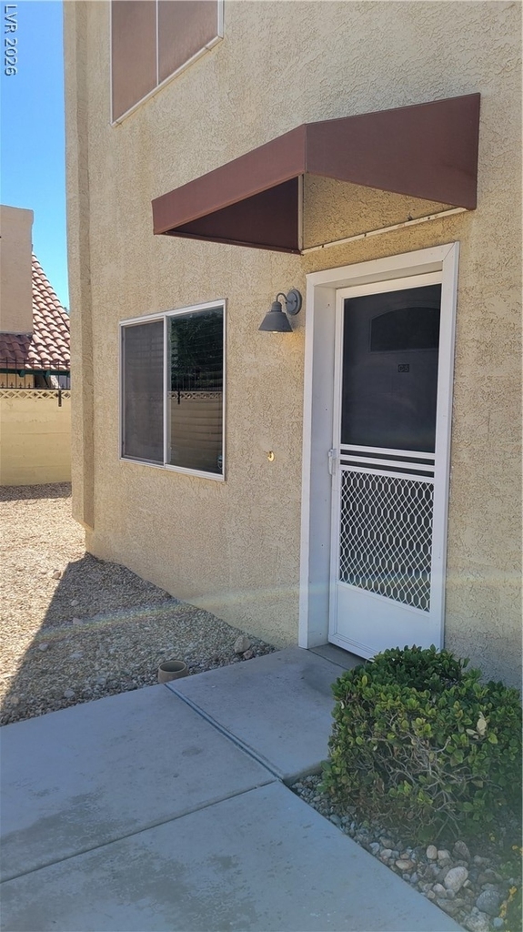 6761 Holmby Avenue - Photo 3