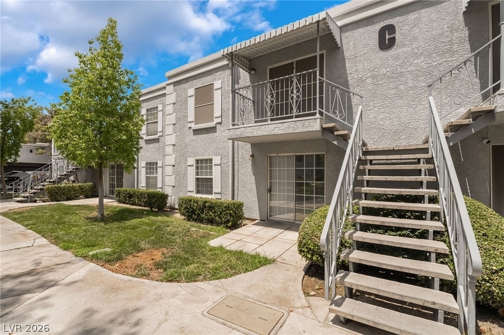 3823 S Maryland Parkway - Photo 2