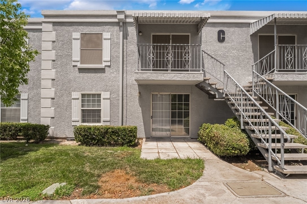 3823 S Maryland Parkway - Photo 0