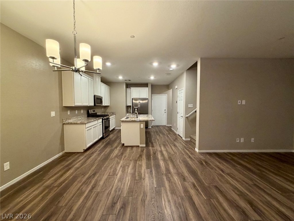 771 Estate Country Avenue - Photo 2