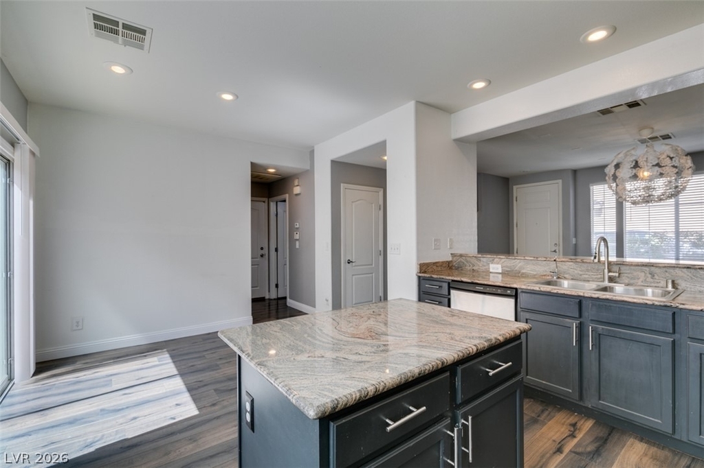 8365 Rygate Avenue - Photo 8