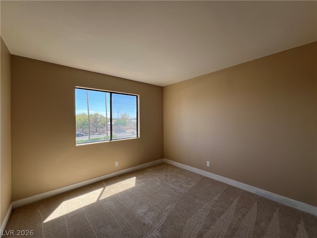 2982 Juniper Hills Boulevard - Photo 13