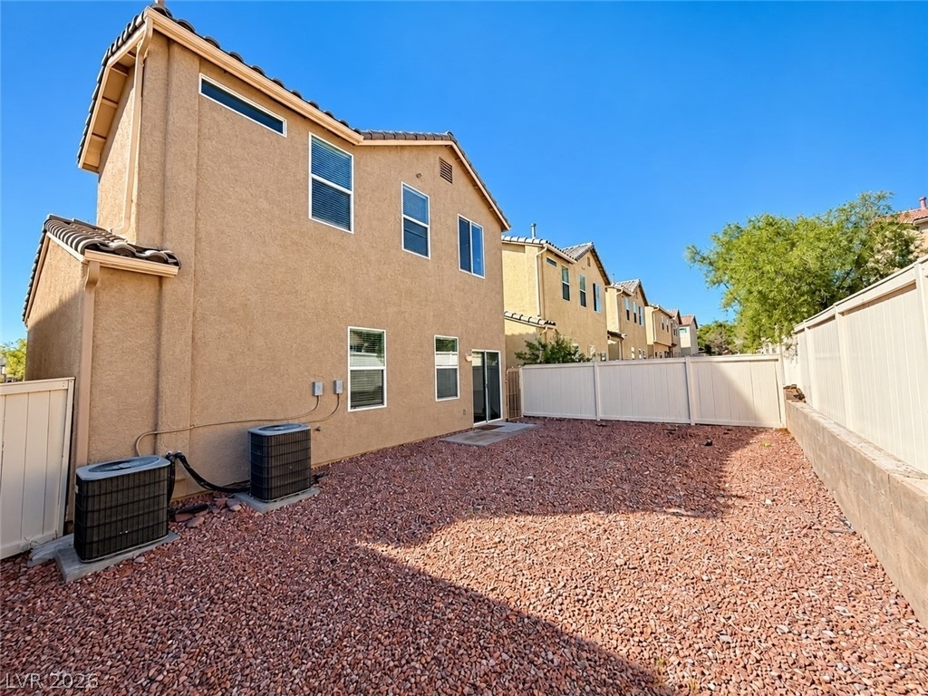 8432 Viansa Loma Avenue - Photo 16
