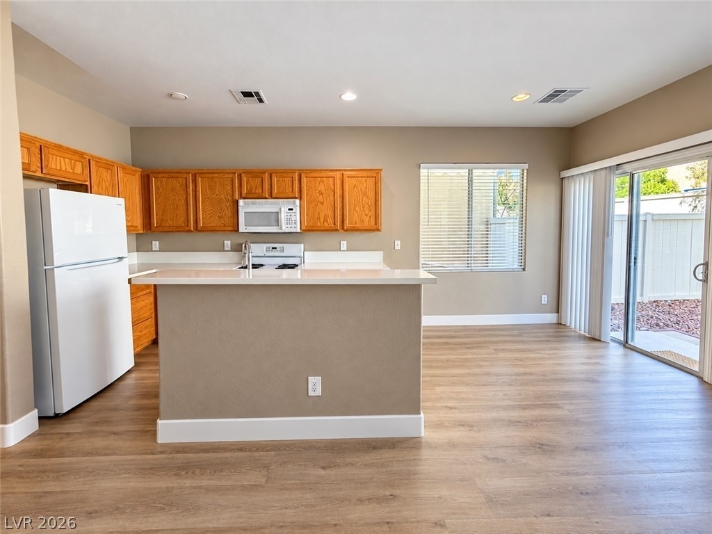 8432 Viansa Loma Avenue - Photo 4