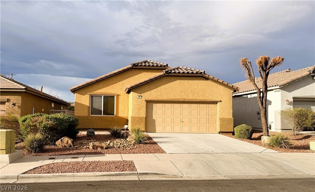 180 Flat Slate Avenue - Photo 0