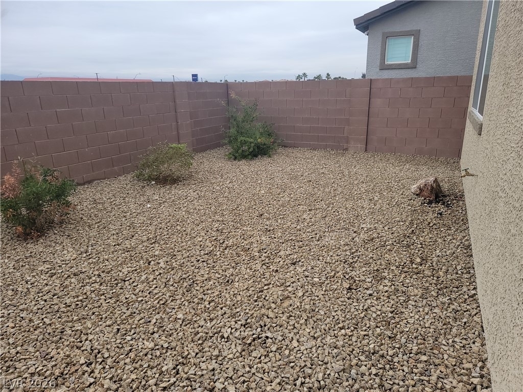 6088 Rose Springs Avenue - Photo 18