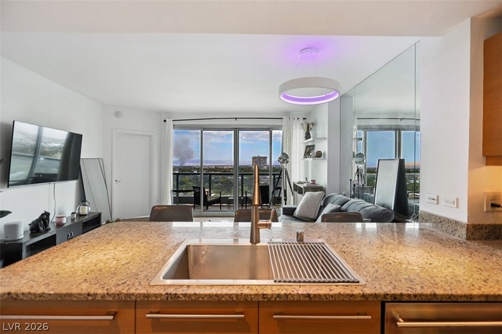 322 Karen Avenue - Photo 21