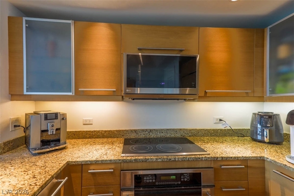 322 Karen Avenue - Photo 18