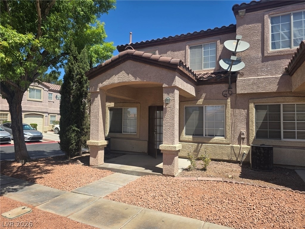 2517 Danborough Court - Photo 1