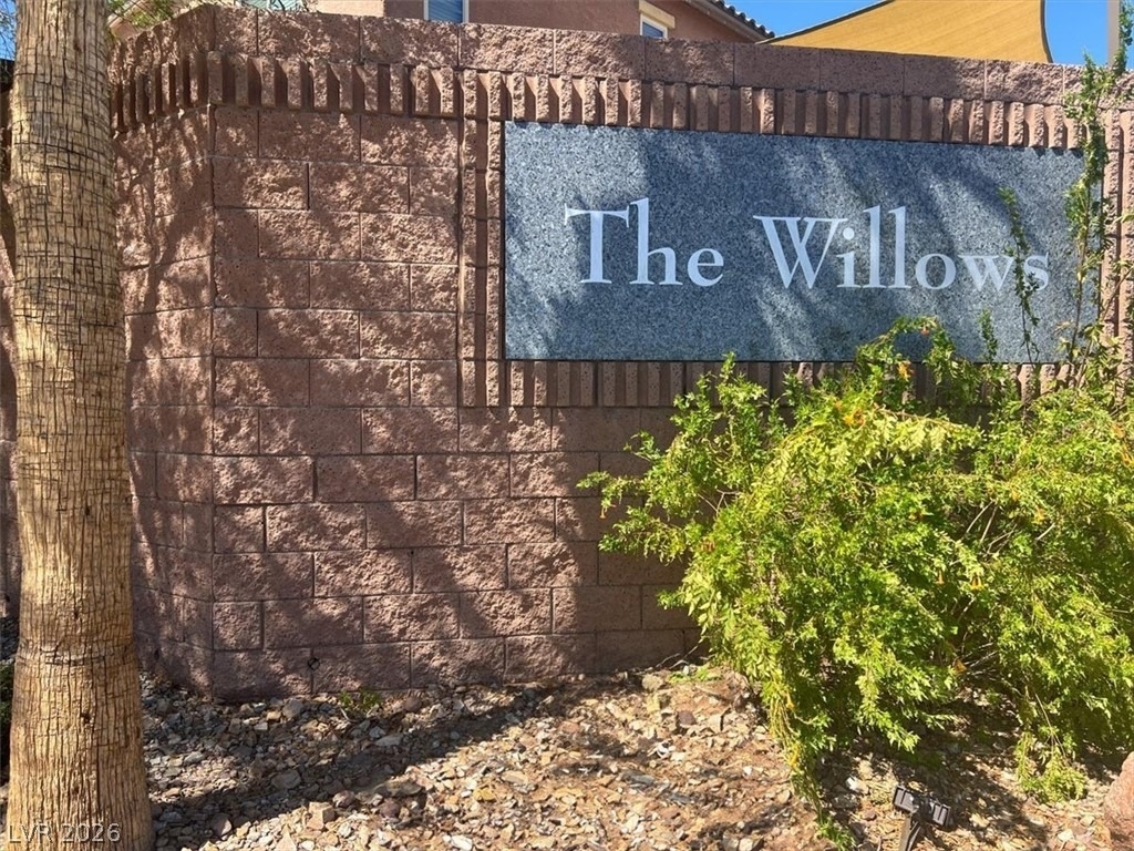 732 Rustic Desert Place - Photo 24