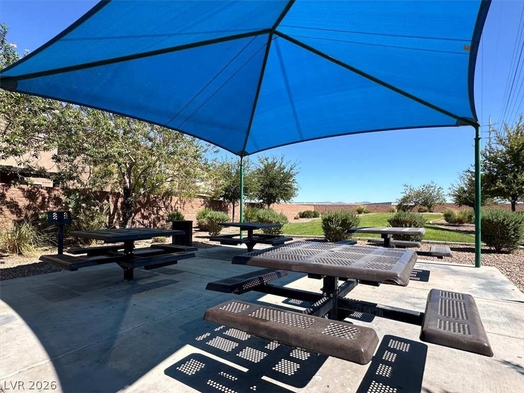 732 Rustic Desert Place - Photo 26