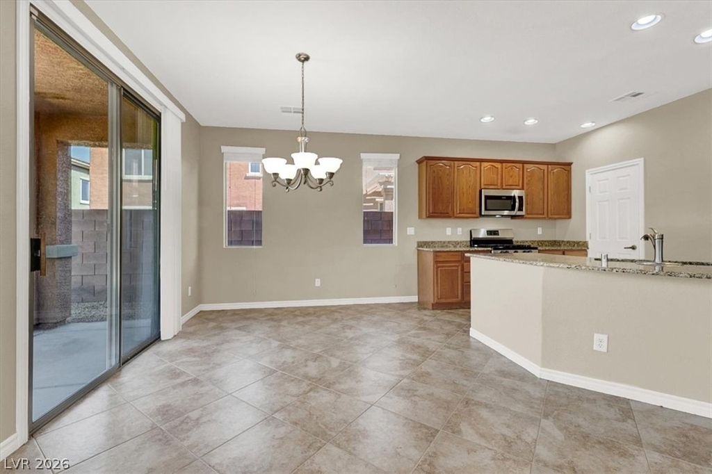 732 Rustic Desert Place - Photo 4
