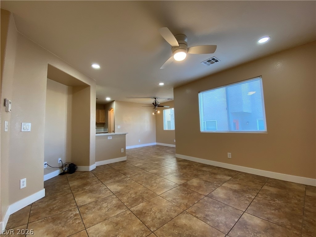 9212 Millikan Avenue - Photo 3