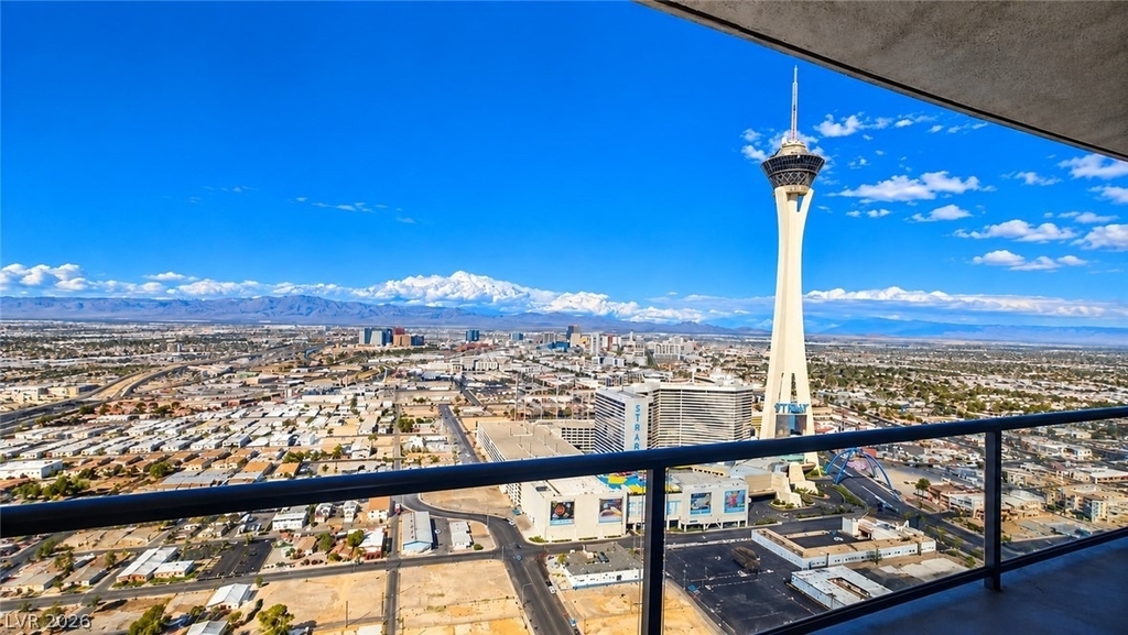 200 W Sahara Avenue - Photo 0