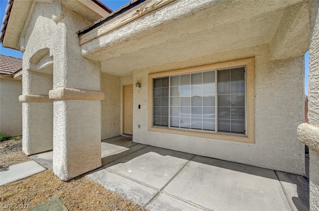 5016 Rancher Avenue - Photo 7