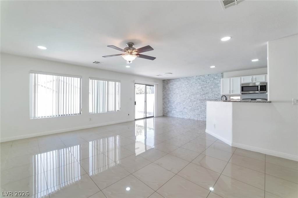 9632 Gatesville Avenue - Photo 3