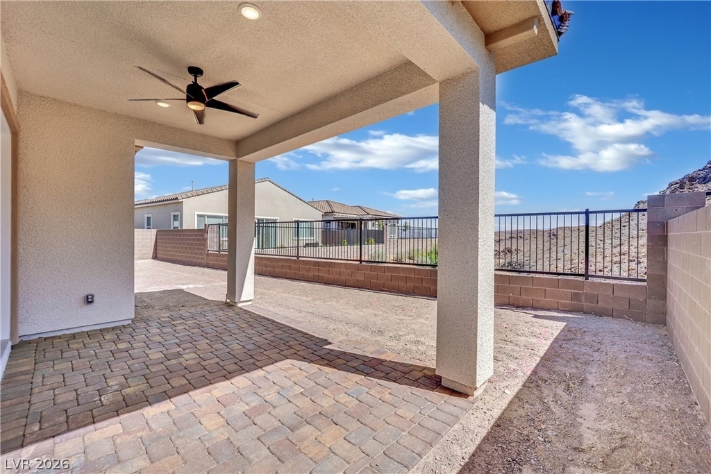 92 Ibiza Lake Drive - Photo 31