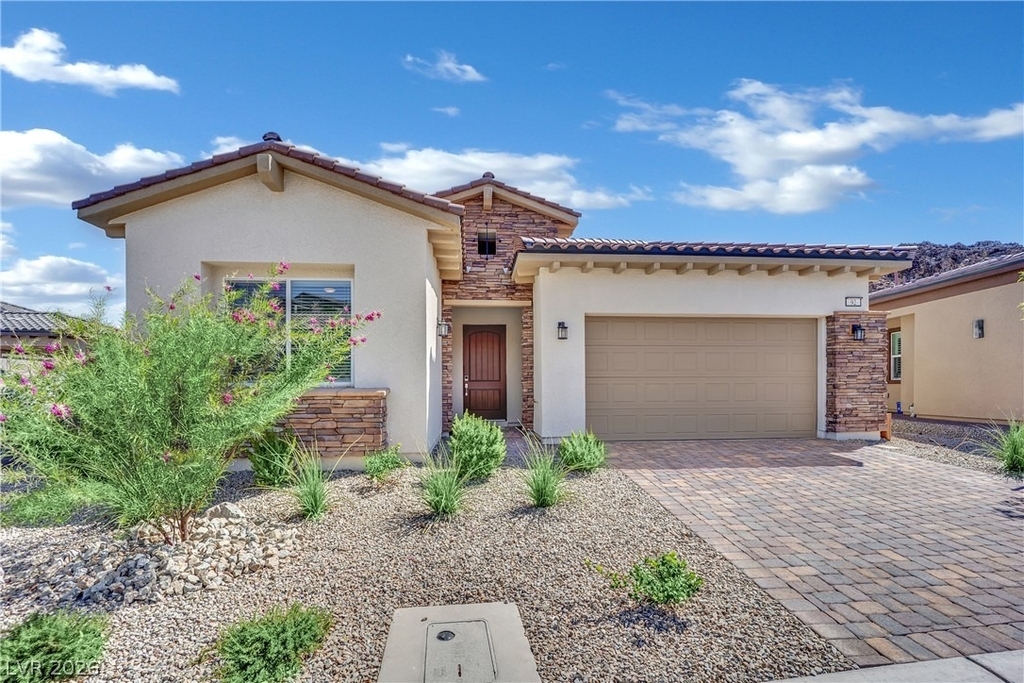92 Ibiza Lake Drive - Photo 3