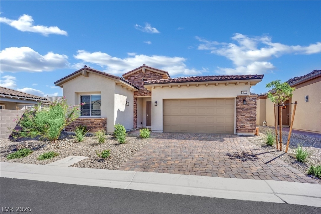 92 Ibiza Lake Drive - Photo 2