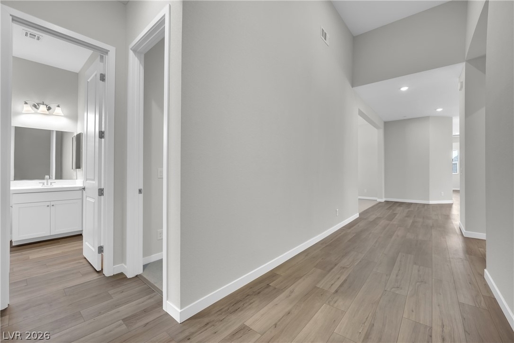 92 Ibiza Lake Drive - Photo 4