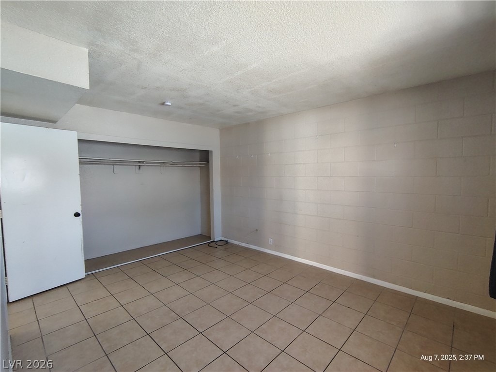 2929 Elm Avenue - Photo 6