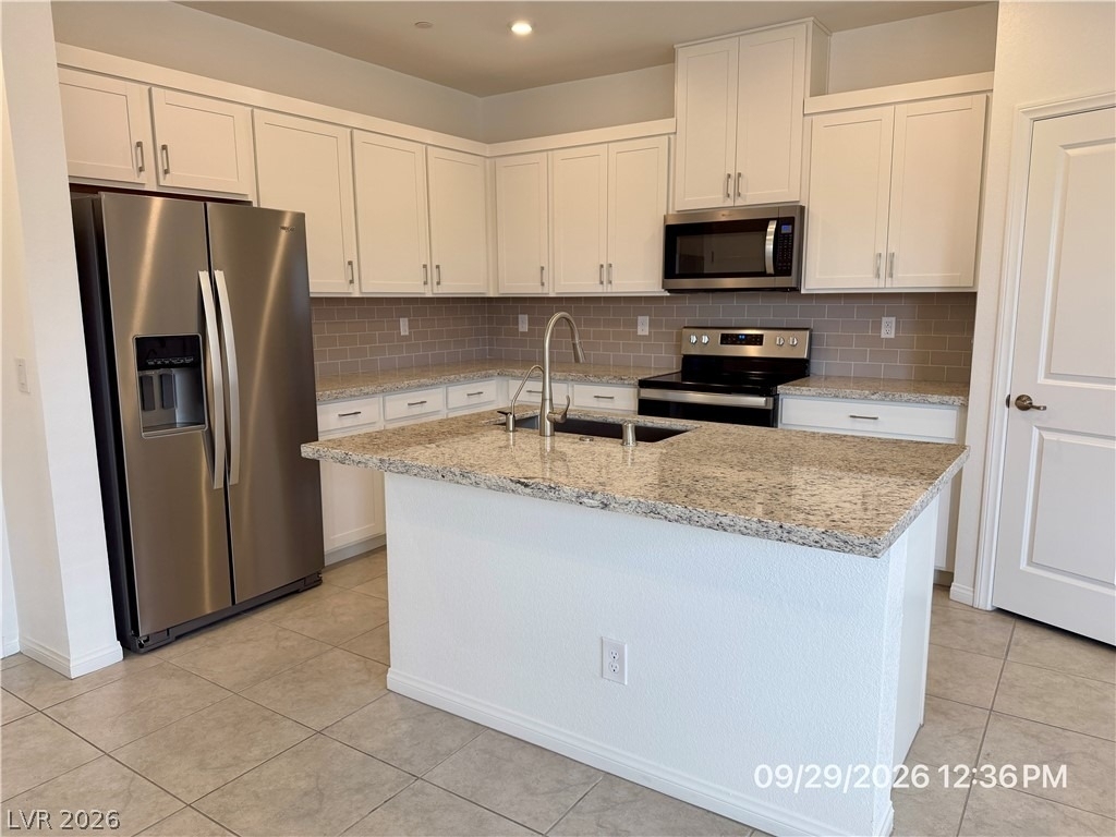 242 Freeport View Place - Photo 9