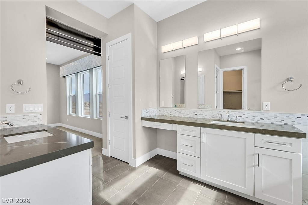 4008 Desert Trace Court - Photo 25