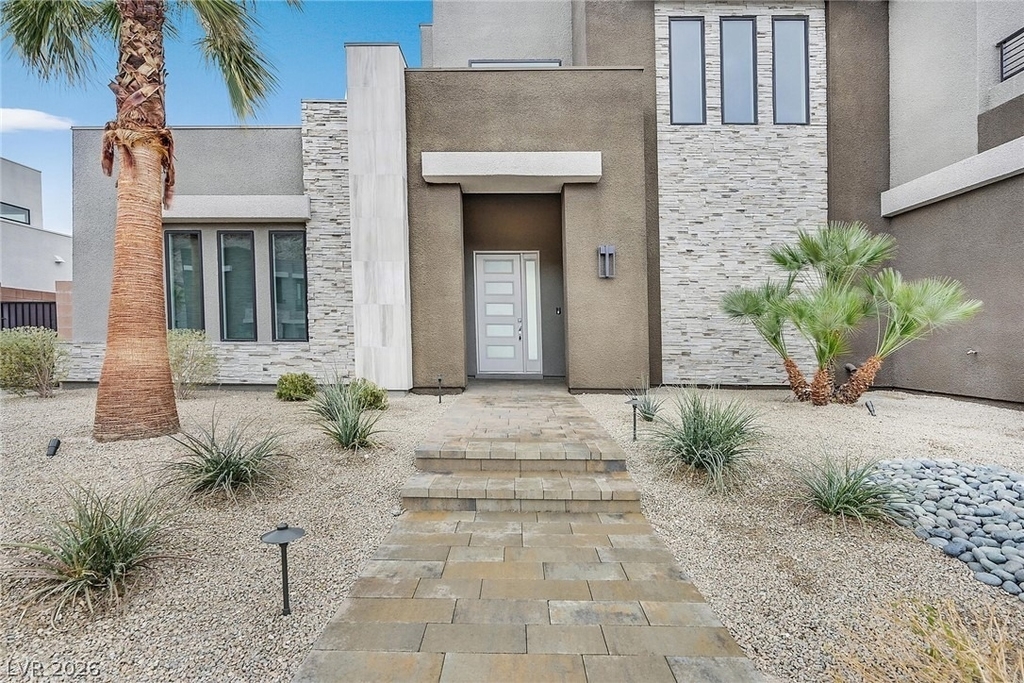 4008 Desert Trace Court - Photo 2