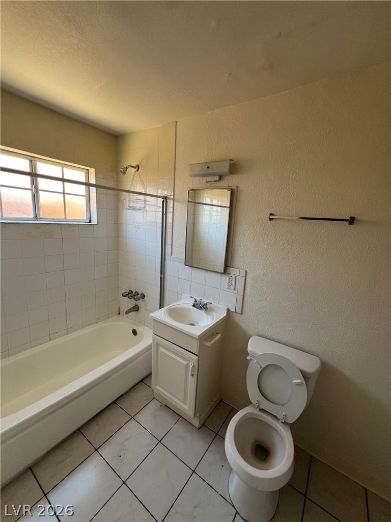 2300 Sunrise Avenue - Photo 4
