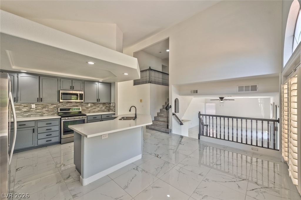 7321 Bush Garden Avenue - Photo 3