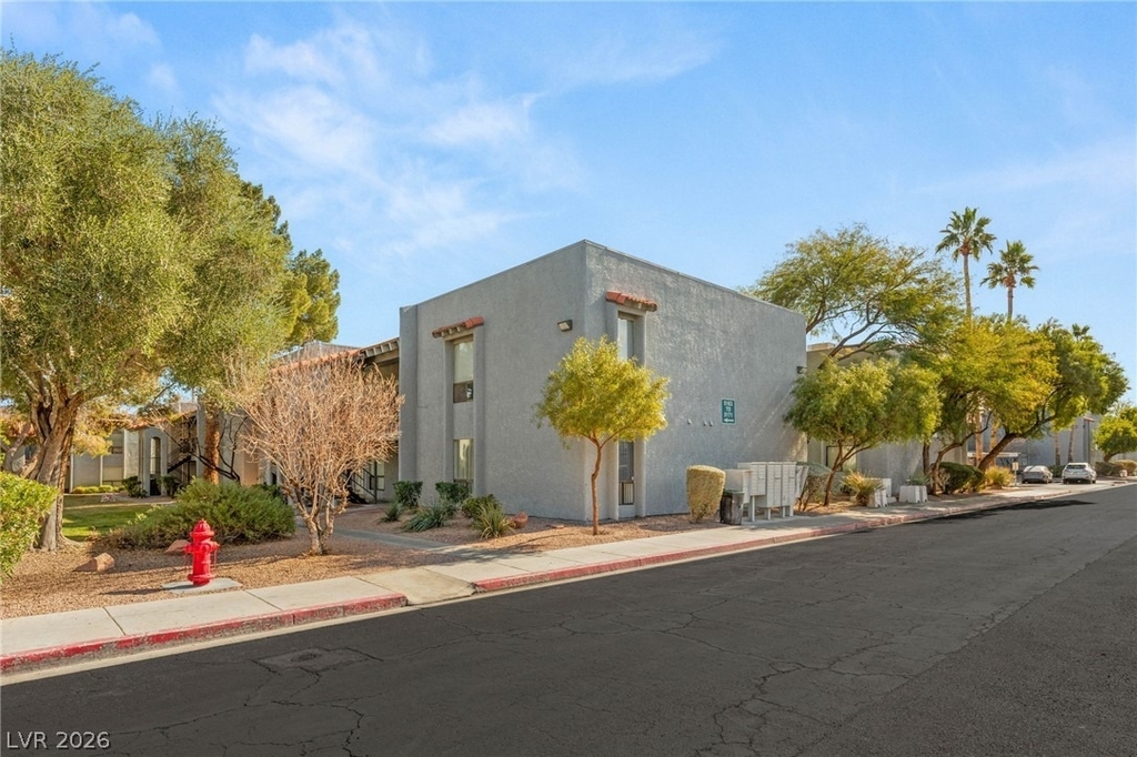 5171 Caliente Street - Photo 29