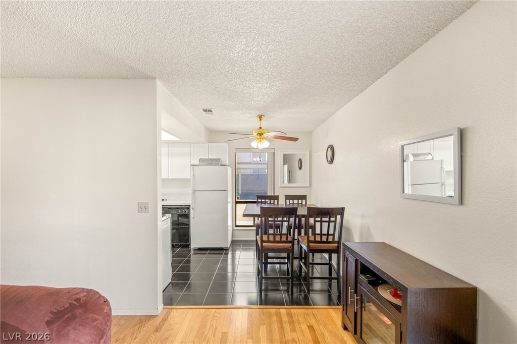 5171 Caliente Street - Photo 5