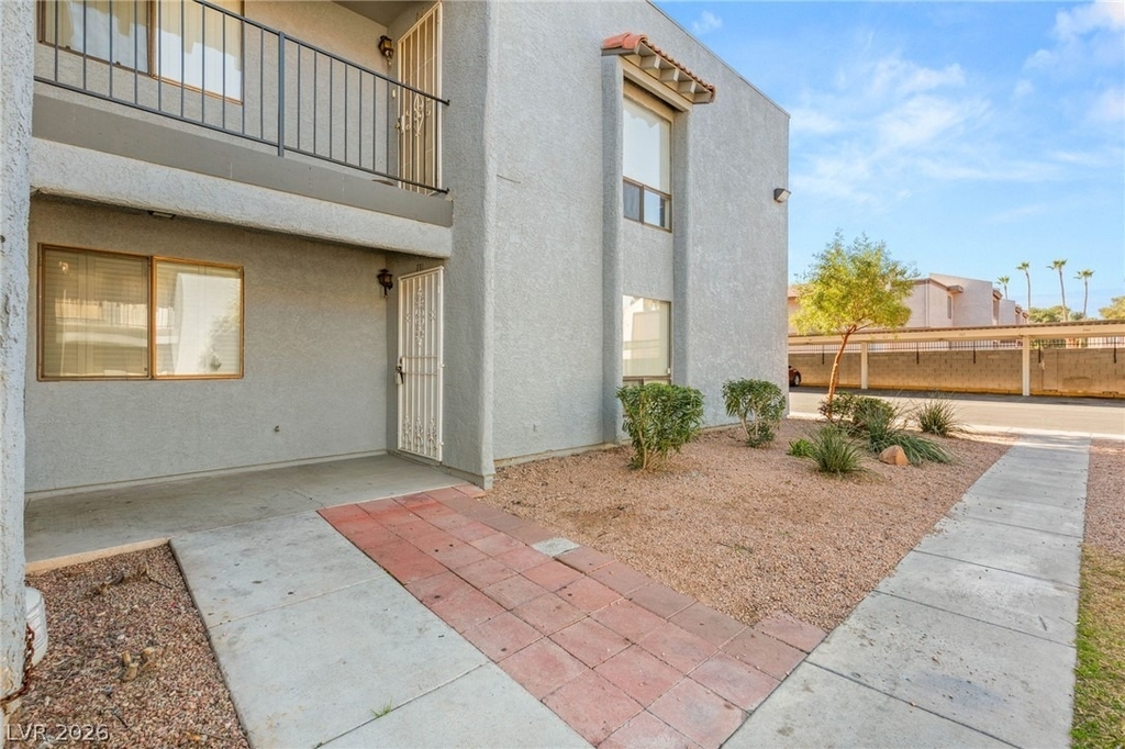 5171 Caliente Street - Photo 25