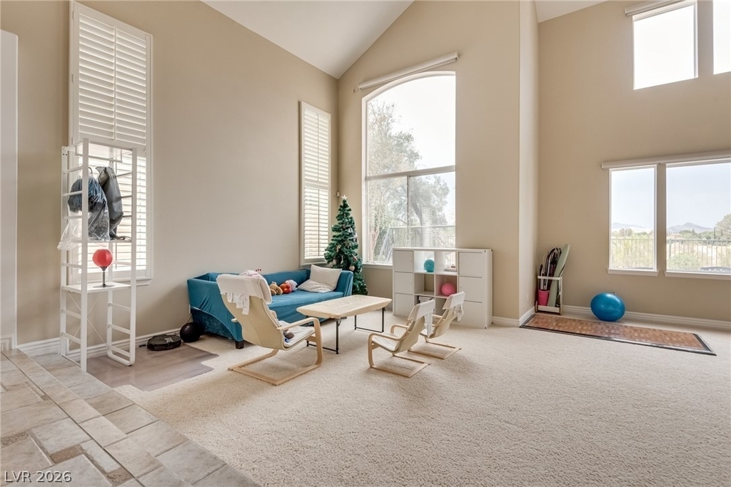 709 Sir James Bridge Way - Photo 5