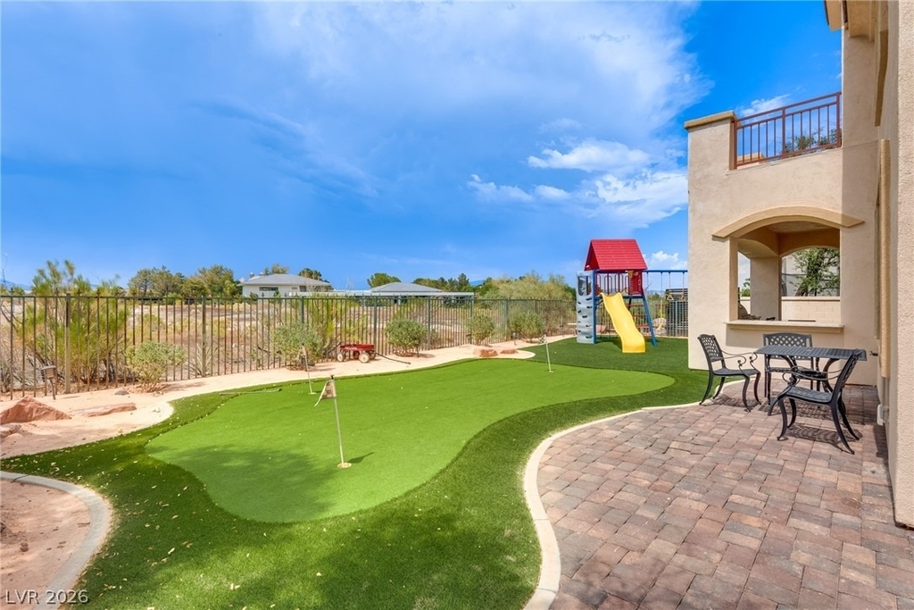 709 Sir James Bridge Way - Photo 34